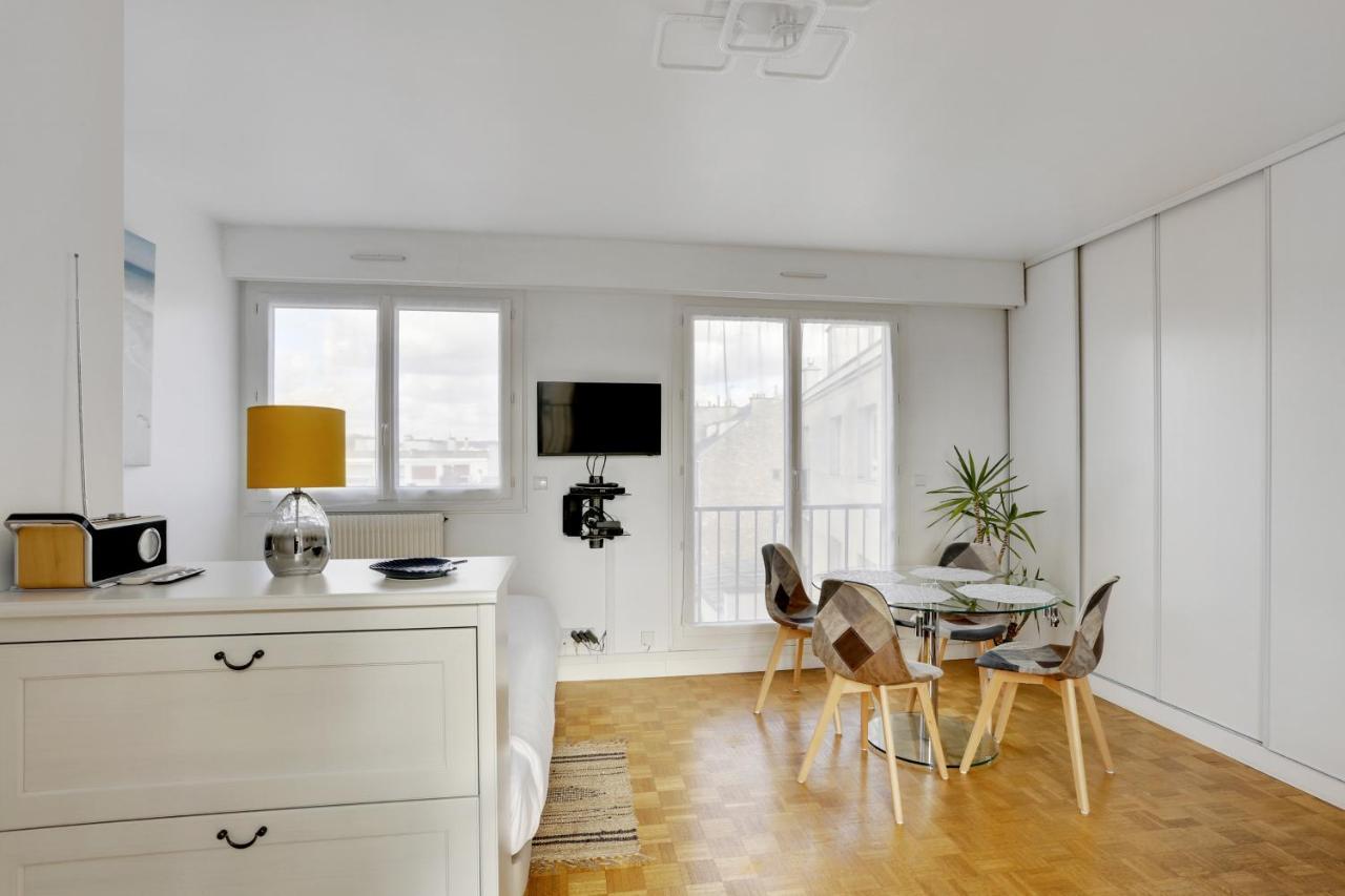 Le Nid Du Roi - Appartement Terrasse - แวร์ซาย ภายนอก รูปภาพ